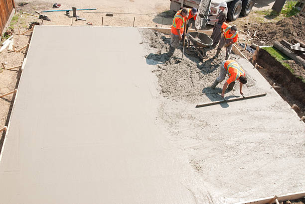  Veedersburg, IN Concrete contractor Pros